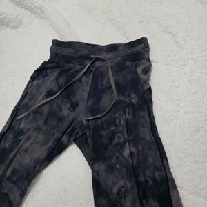 Lululemon Diamod Dye Jogger Pants - Size 2